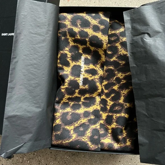 Saint Laurent leopard print canvas tote bag brand new - Picture 4 of 6